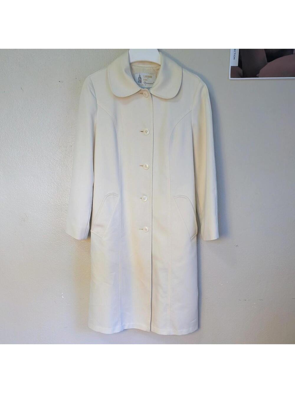 60s–E70s London Fog Maincoats Cream Ivory Mod A-Line Coat Size 10 Petite